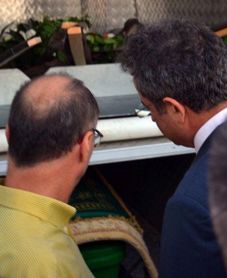 Ergenekon sanığı Yarbay Dönmez, oğlunun cenazesine katıldı (2)