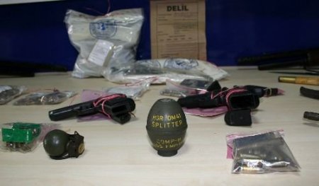 Ergenekon Sanıklarıyla Bağlantılı Suç Örgütü Üyeleri Adliyeye Sevk Edildi