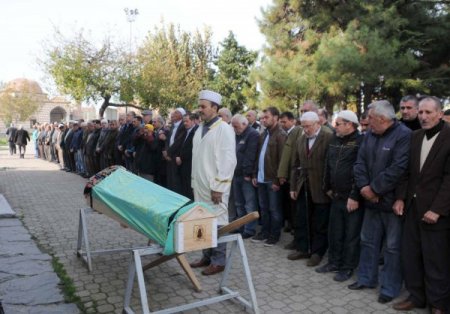 Ergenekon tutuklusu emekli general Pekin, annesinin cenazesine katılmadı