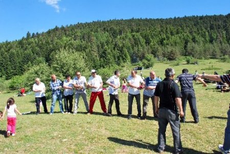 ERİD üyeleri Abant gezisi ile stres attı