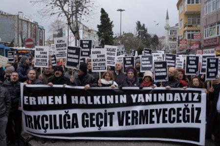 Ermeni kökenli vatandaşlara yönelik saldırılar protesto edildi