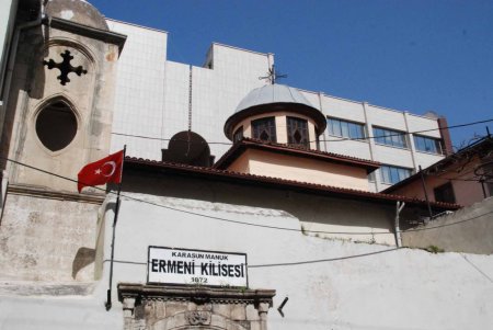 Ermeniler 'İsim Günü' ayininde Hatay'da buluştu