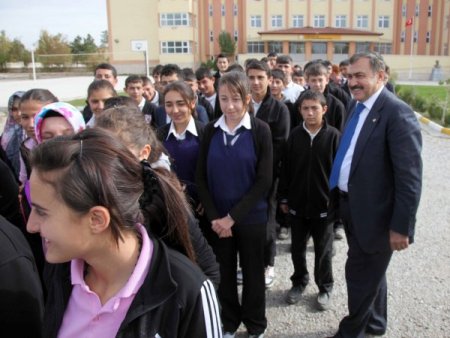 Eroğlu, Afyon’un 3 ilçesinde 38 milyonluk temel atma ve açılış yaptı