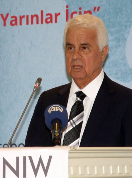 Eroğlu, İslam ülkelerine sitem etti: Biliniyoruz ama tanınmıyoruz