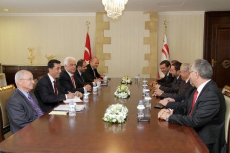 Eroğlu, New York Zirvesi Öncesi Siyasi Partileri Bilgilendirdi