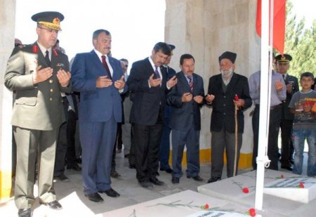 Eroğlu: Büyük Taarruz, Yokluk İçinde İman Ve Azimle Kazanılan Eşsiz Bir Zafer