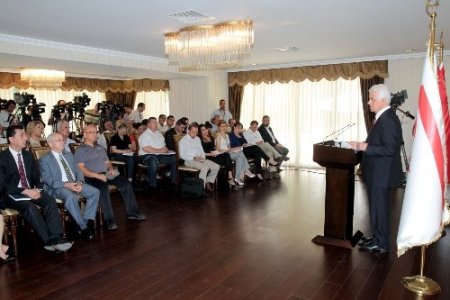 Eroğlu: İrsen Küçük, UBP'ye zarar veren çok hata yaptı