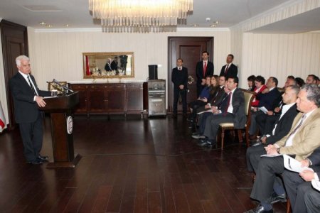 Eroğlu: Umarım seçim kampanyasında söylenenler müzakere masasına yansımaz