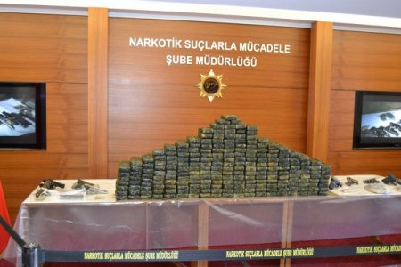 Eroini gres yağı ile kamufle etmişler