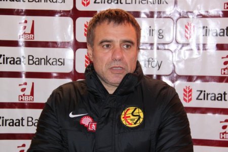 Ersun Yanal: Bu turu kazasız geçtiğimiz için oyuncularıma teşekkür ediyorum