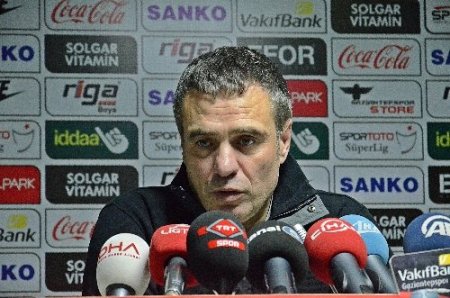 Ersun Yanal: Rakibin sert oyununa karşılık veremedik