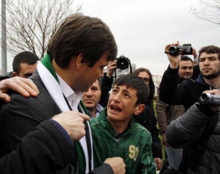 Ertuğrul Sağlam, taraftara da veda etti