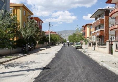 Erzincan Belediyesi asfalt çalışmalarına devam ediyor