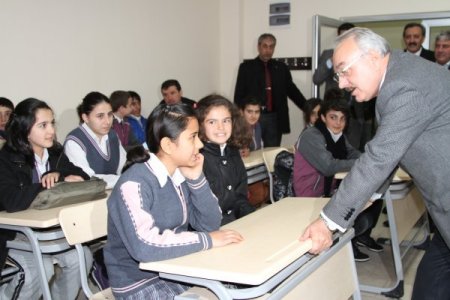 Erzincan Kardelen Etüt Merkezi'nde öğrenciler takviye eğitim alacak