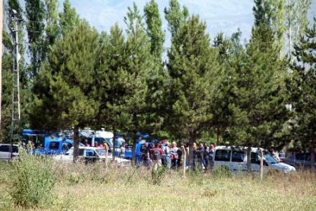 Erzincan Ünlüer Et Tesisleri'nde Özel Cihazlarla Arama Yapılıyor