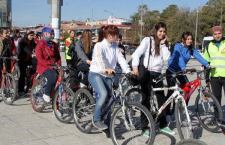 Erzincan'a 'bisiklet yolu yapılsın' isteniyor