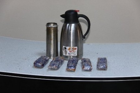 Erzincan'da 1 kilo 40,06 gram Afyon Sakızı ele geçirildi