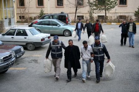 Erzincan'da Bin 135 Paket Kaçak Sigara Ele Geçirildi