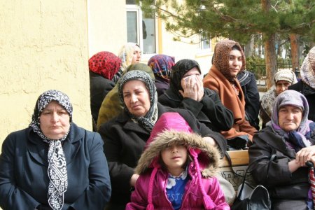 Erzincan'da deprem şehitleri anıldı
