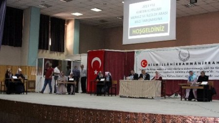 Erzincan'da kız Kur’an kursları arası bilgi yarışması