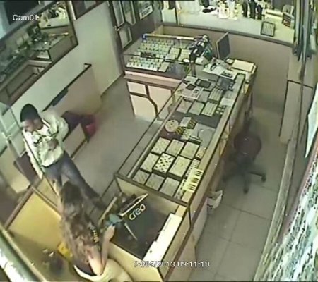 Erzincan'da kuyumcu soygunu