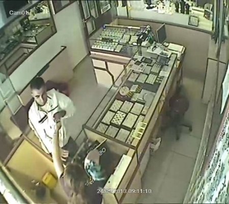 Erzincan'da kuyumcu soygunu