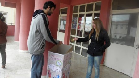 Erzincan'da sınav setleri, geri dönüşümle ihtiyaçlı öğrencilere dağıtılacak