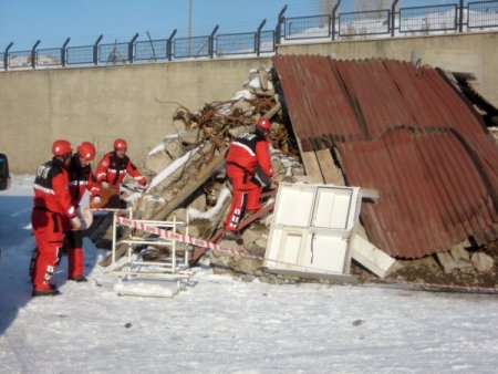 Erzurum Asya Arama Kurtarma ekibi deprem tatbikatı ile gözdoldurdu