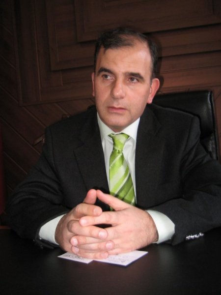 Erzurum paletli ambülanslarla kışa hazır