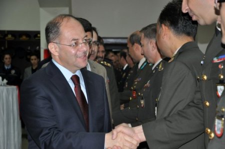 Erzurum protokolü bayramlaştı