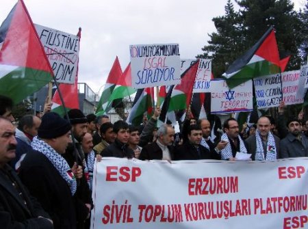 Erzurum Sivil Toplum Platformu, İsrail'in Filistin'e Uyguladığı Tecrit Politikasını Protesto Etti
