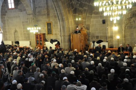 Erzurum Ulu Cami'de Onbinler, 1001 Hatim Duasına 'Amin' Dedi