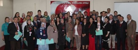 Erzurum’da 57 sağlık çalışanı hasta hakları eğitimi aldı