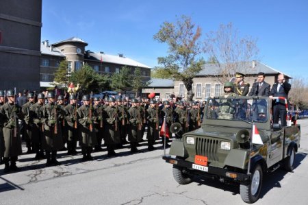 Erzurum’da Cumhuriyet Bayramı coşkuyla kutlandı