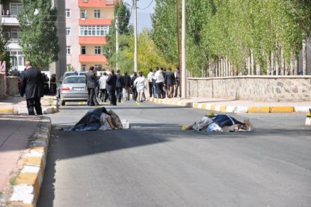 Erzurum'da polis memuru önce kız arkadaşını ardından da kendini vurdu