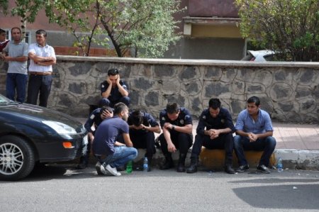 Erzurum'da polis memuru önce kız arkadaşını ardından da kendini vurdu