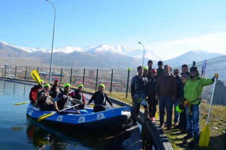 Erzurum'da rafting antrenörlüğü kursu veriliyor