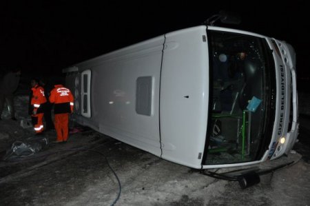 Erzurum’da Trafik Kazası: 1 Ölü 14 Yaralı
