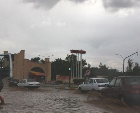 Erzurum'da Yağmur Ulaşımı Etkiledi