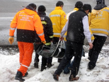 Erzurum'da Yolcu Otobüsü Devrildi: 4 Ölü, 22 Yaralı