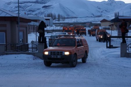 Erzurum'daki deprem tatbikatı gerçeğini aratmadı