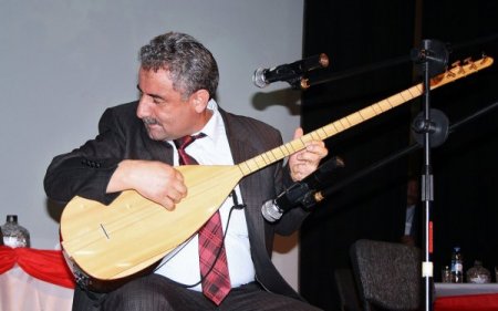 Erzurumlu aşık Sağlam: Aşıklar Bayramı'nı Erzurum'da da yapalım