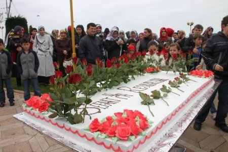 ESDER'den açık alanda Kutlu Doğum etkinliği