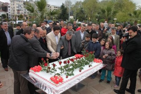 ESDER'den açık alanda Kutlu Doğum etkinliği