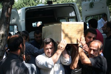 Esed'den kaçan Suriyelilerin en acı eve dönüşü