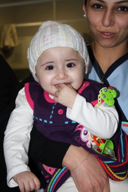 Esed’in bombaları minik Roha’yı yetim bıraktı