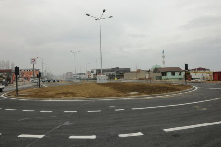 Esenevler kavşağı trafiğe açıldı