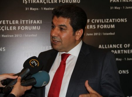 Esenler Belediyesi, Medeniyetler İttifakı’na ‘barış Ekmeği’ Sundu