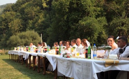 Esenler’den Sancak’ta çifte şölen