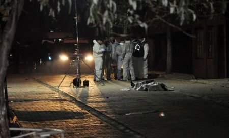 Esenyurt'ta Silahlı Çatışma: Bir Şüpheli Öldürüldü, Bir Polis Yaralandı (2)